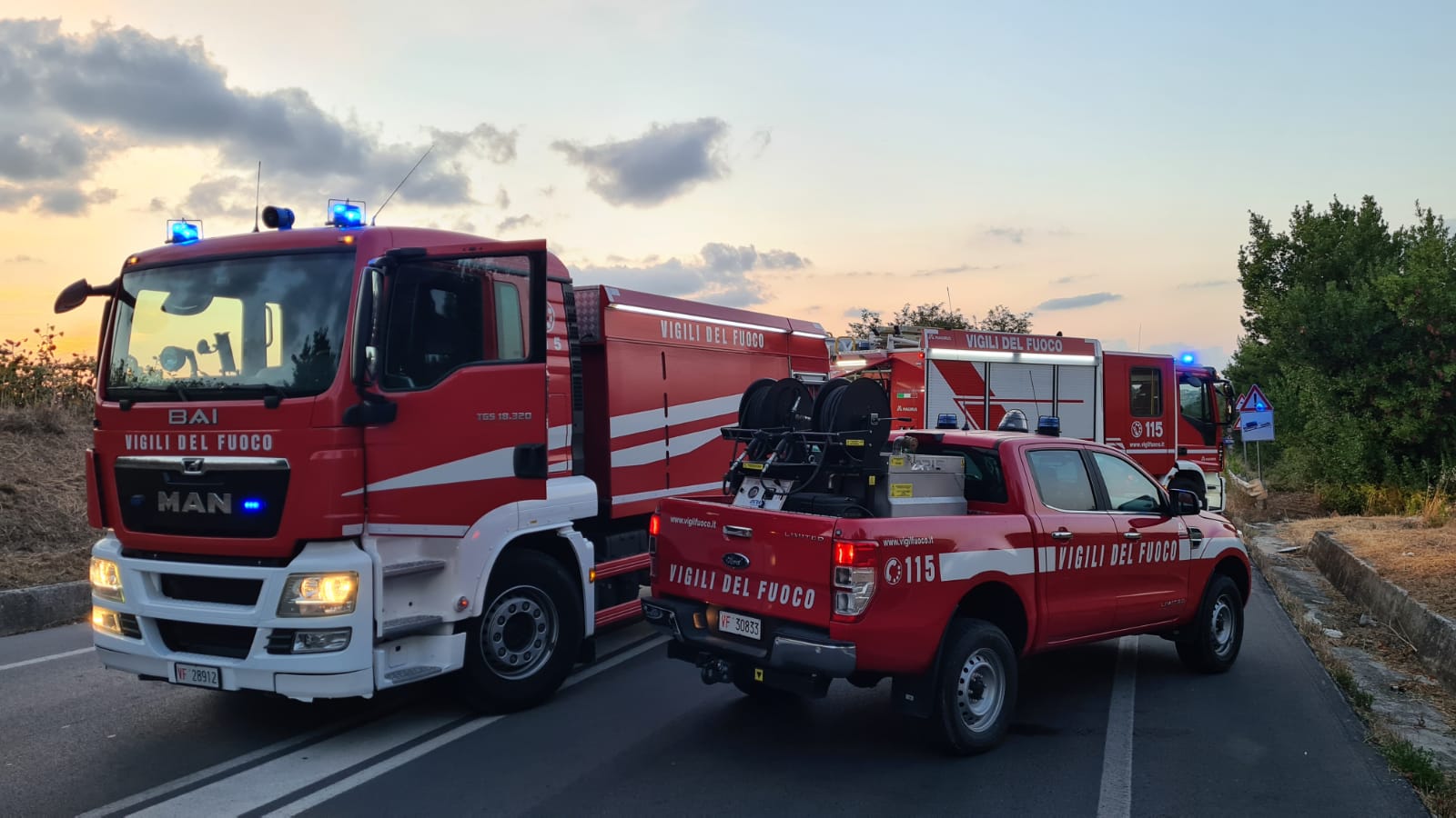 Fumo dal camion e incendio caldaia, vigili del fuoco di nuovo in azione. Sos a raffica per il 115 nel pomeriggio
