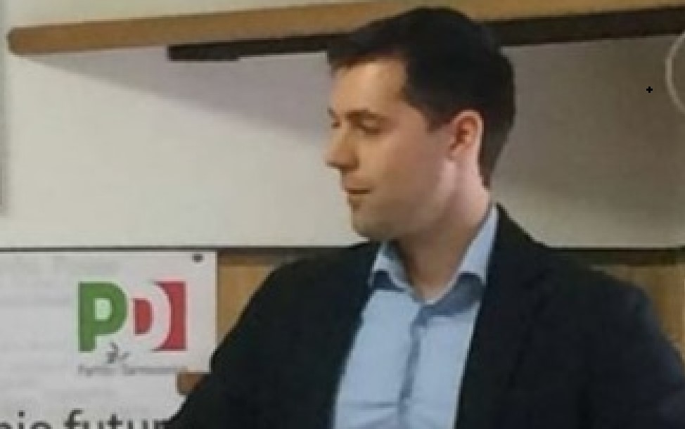Pd commissariato, “ora parlo io”. Piermartiri al vetriolo: «Nessuno mi addossi colpe non mie. Altri dovrebbero dimettersi»