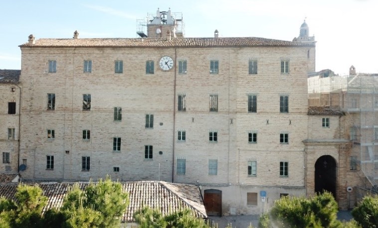 «Trasferiti oltre 453 mila euro per il municipio di Rapagnano» L’annuncio di Castelli