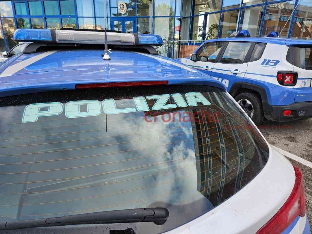 Si allontana da casa, scatta l’allarme. Ricerche lampo della Polizia: rintracciata un’anziana