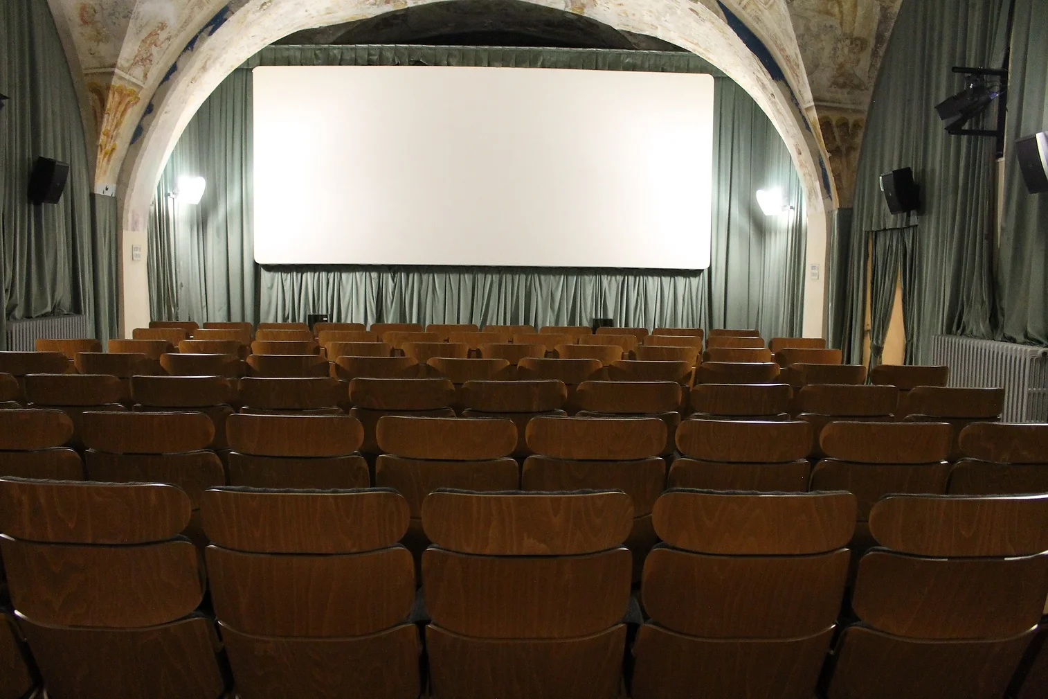 CineIncontro, il cinema della domenica mattina: terza edizione per la rassegna promossa da L’Abbraccio odv