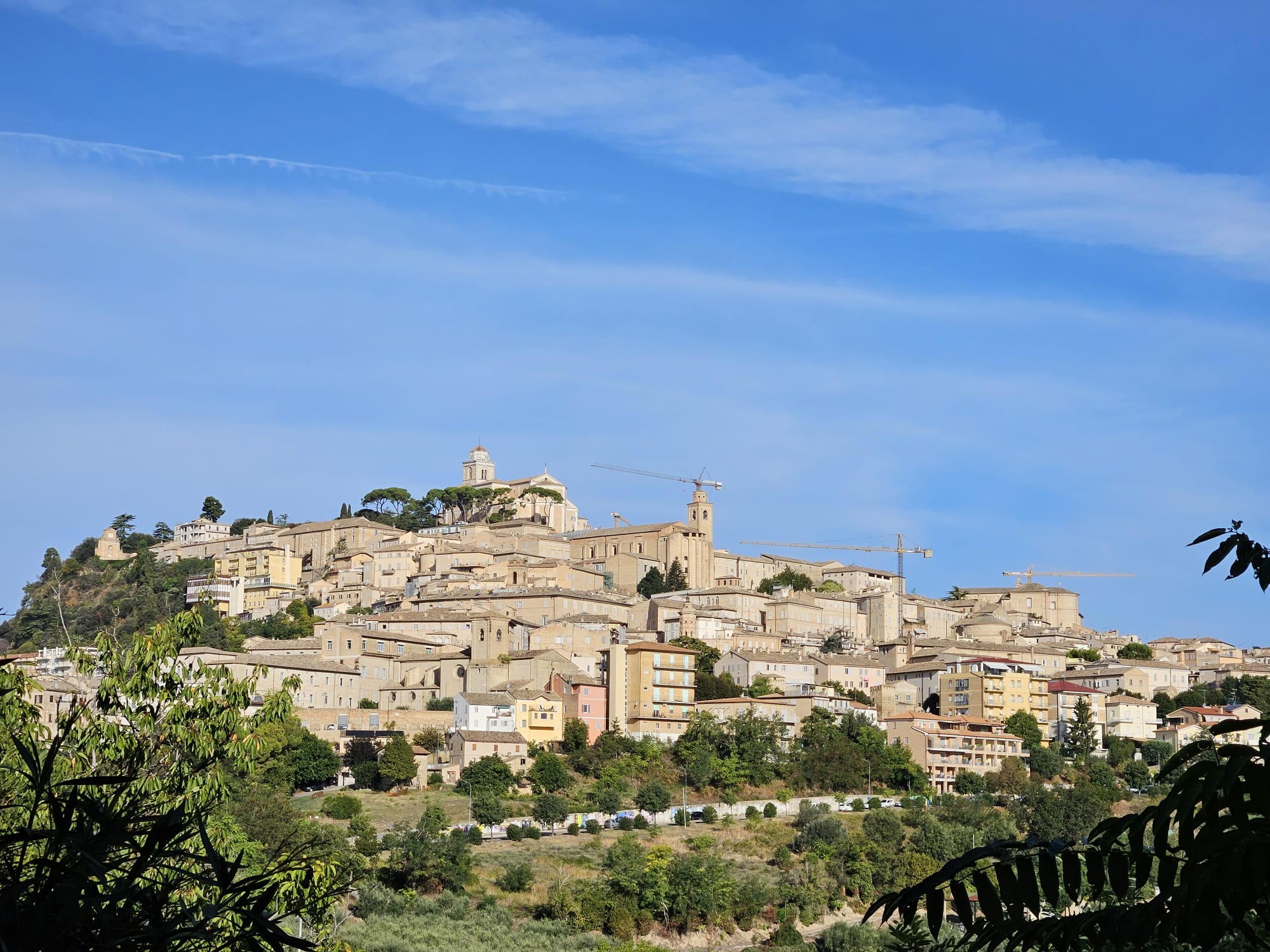 Fiamma olimpica a Fermo, partito il conto alla rovescia. Ecco il tragitto e i divieti
