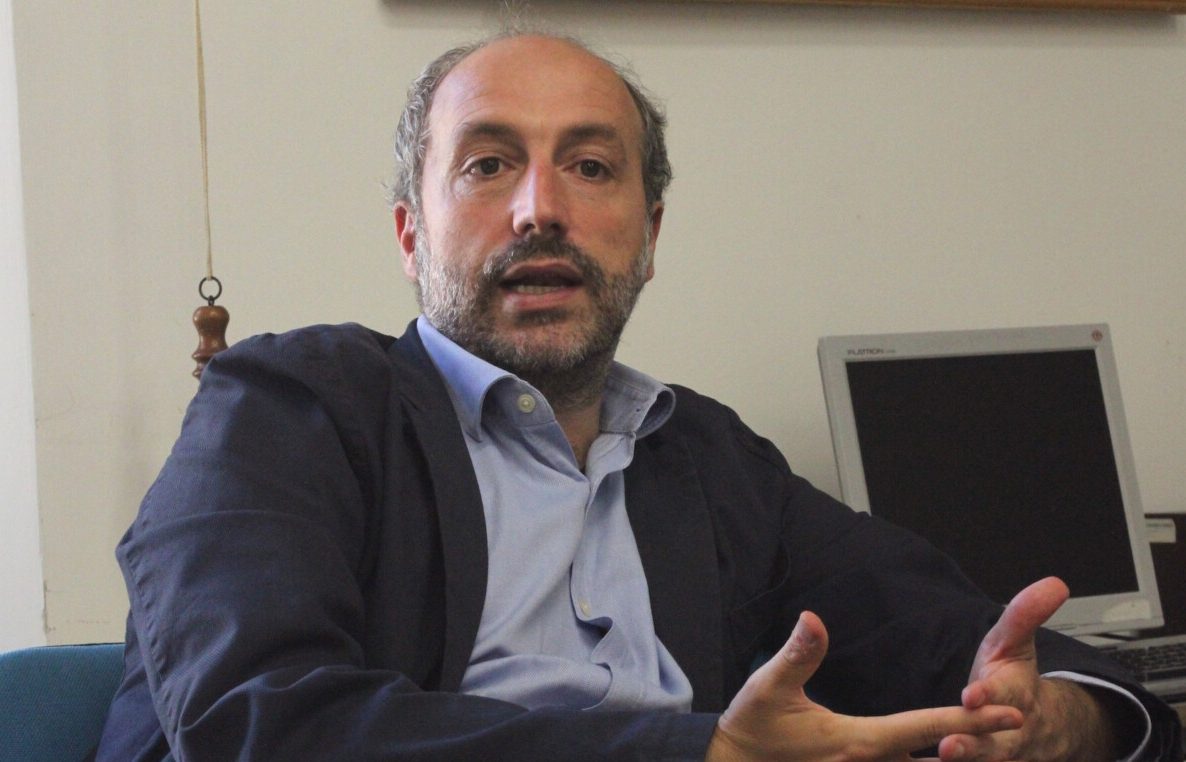 Elezioni a Fermo, il sarcasmo di Calcinaro: «Chi con me per 10 anni ora sta con chi ha sempre criticato. Miracoli della politica»