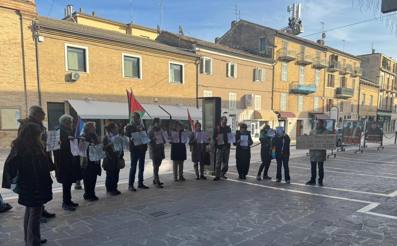 “Disarmiamo il futuro” trasloca da P.S.Elpidio a Fermo. Ma le polemiche non si placano