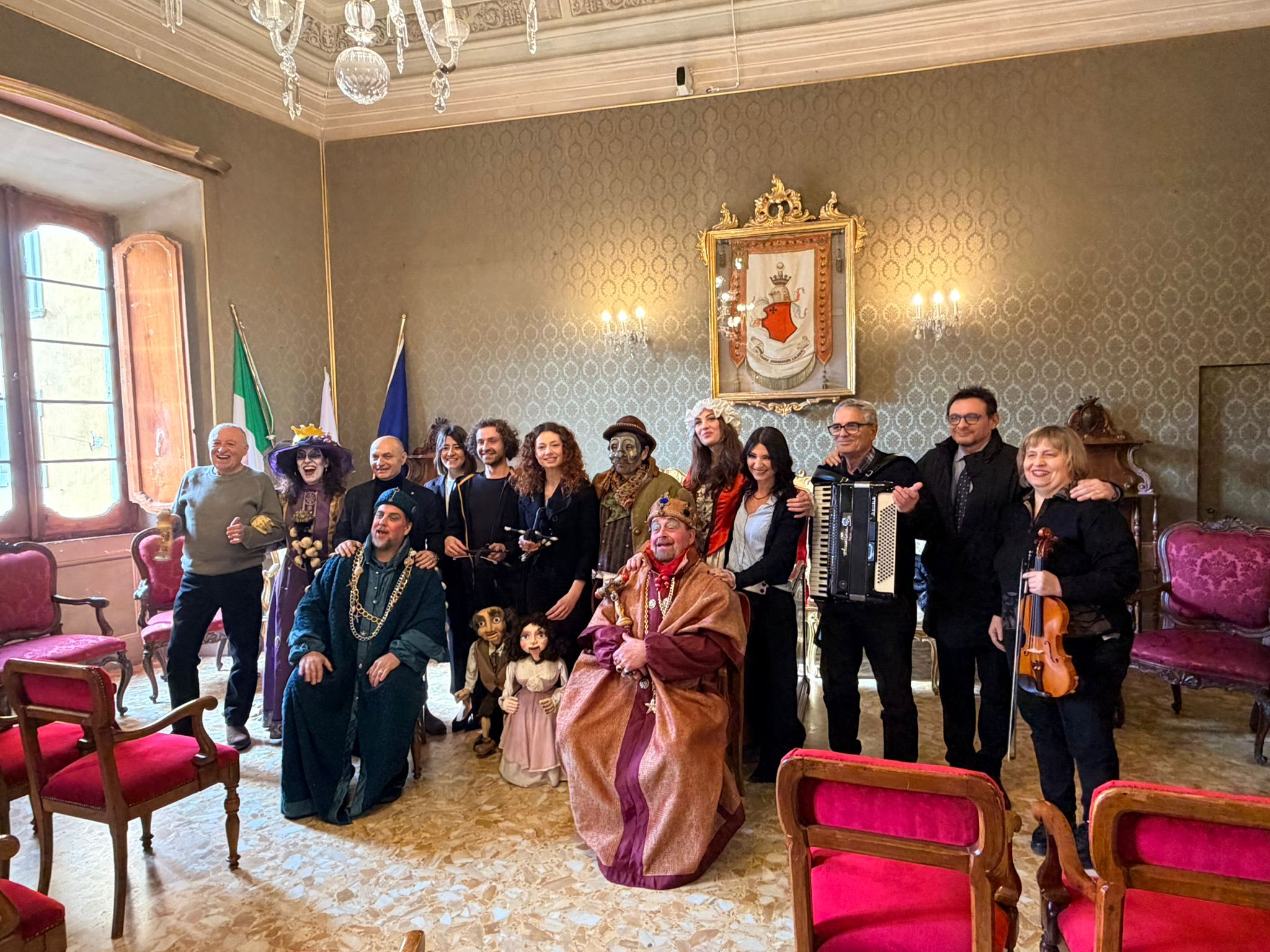 Carnevale 2026, con Baraonda venti giorni di feste e spettacoli. Pronti per le sfilate a Fermo e Porto San Giorgio Ecco il programma