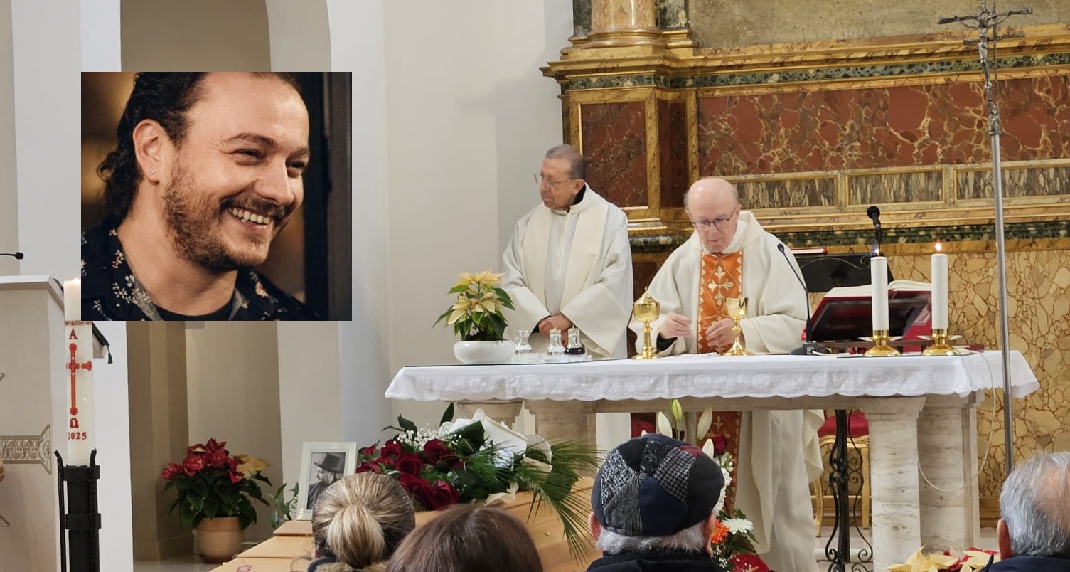 L’ultimo saluto a Marco Bordò: «Sei stato simbolo di coraggio»