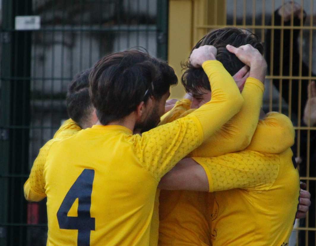Fermana, la bolgia del Recchioni per battere la Jesina. Montegranaro: Fermignanese da superare