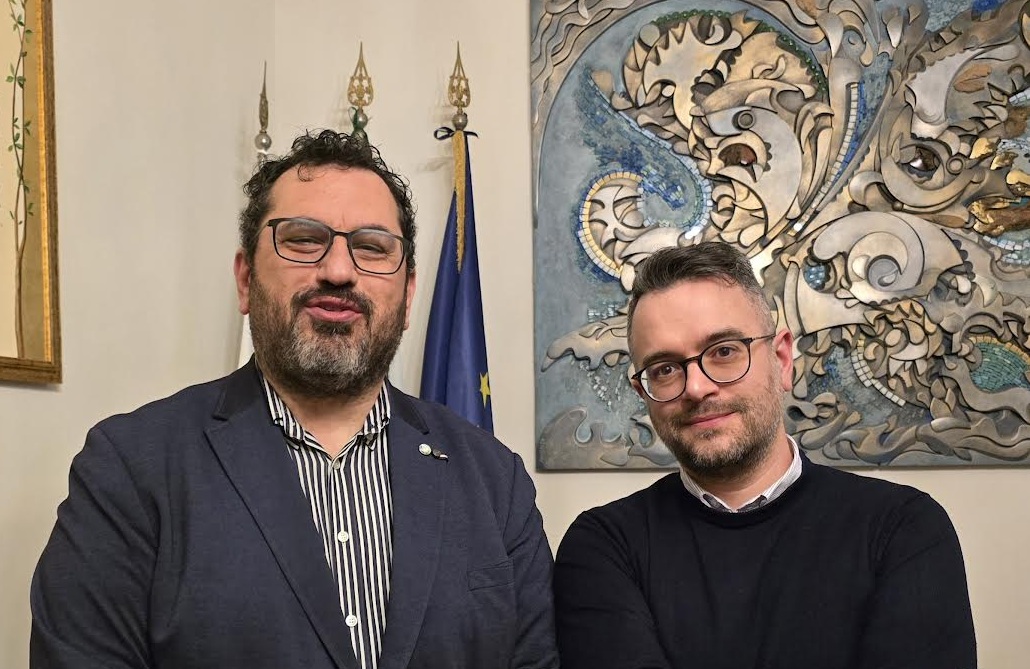 Abbandona rifiuti da lavori edili, smascherato dalla Polizia locale