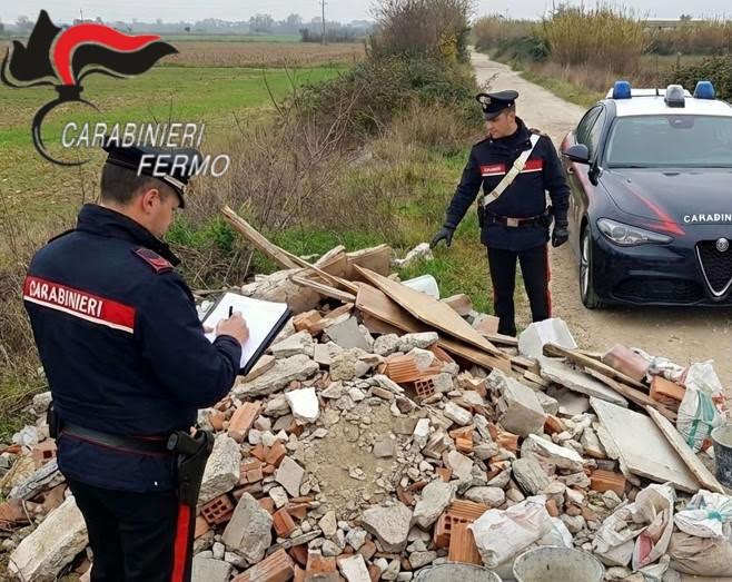 Abbandono di rifiuti: amianto, potature e c’è anche chi ci realizza un piazzale, tre denunce