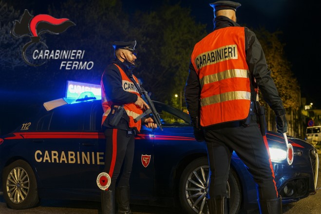 Sorpresi con coltello, mazza di legno e anche una “daga templare”: quattro denunce