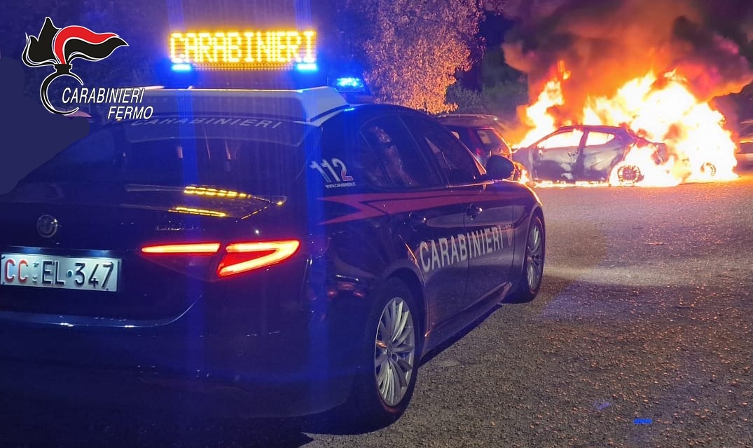 Gli incendi, il furto d’auto e il black out dopo l’incidente: denunciato