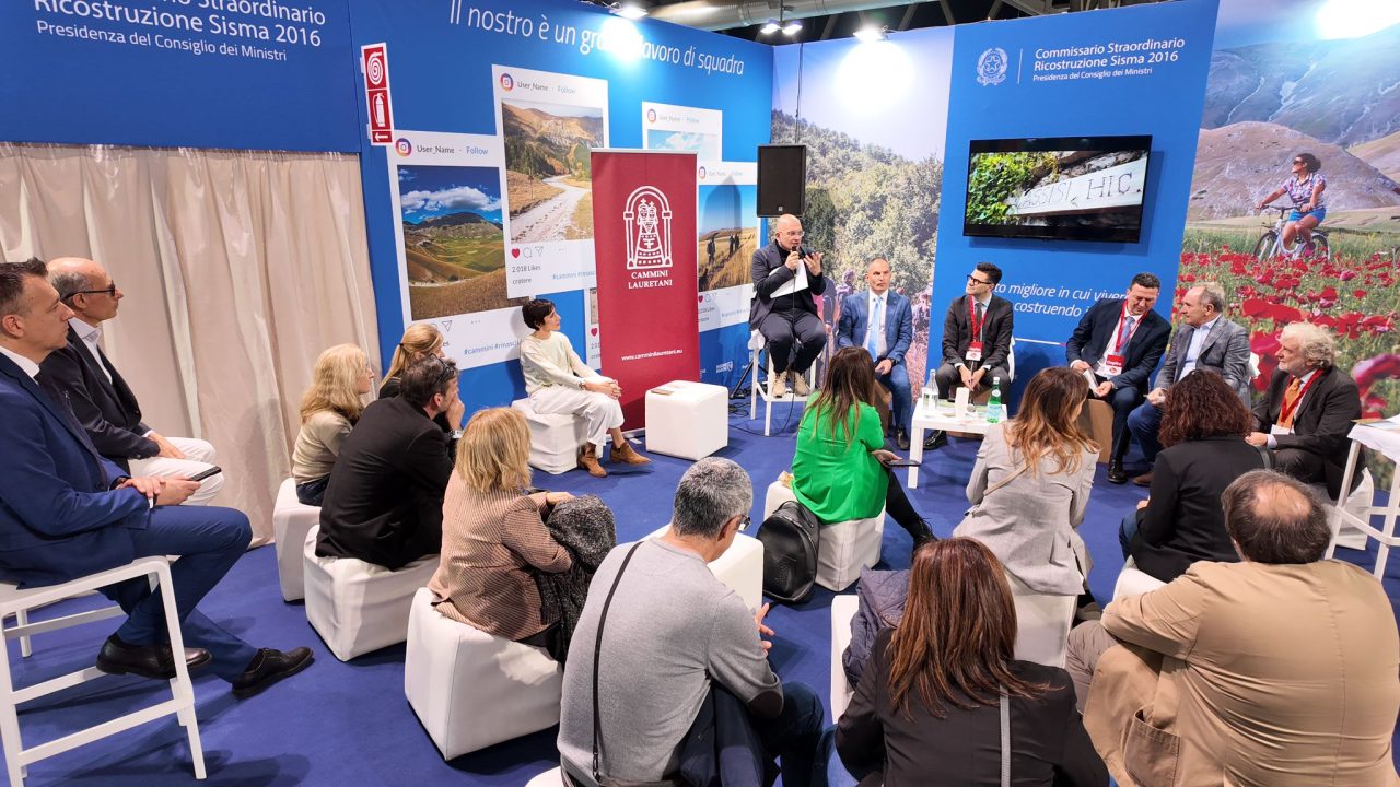 Sisma, a Milano presentate la guida “I Cammini della Rinascita” e il podcast “Camminando nel Cratere”