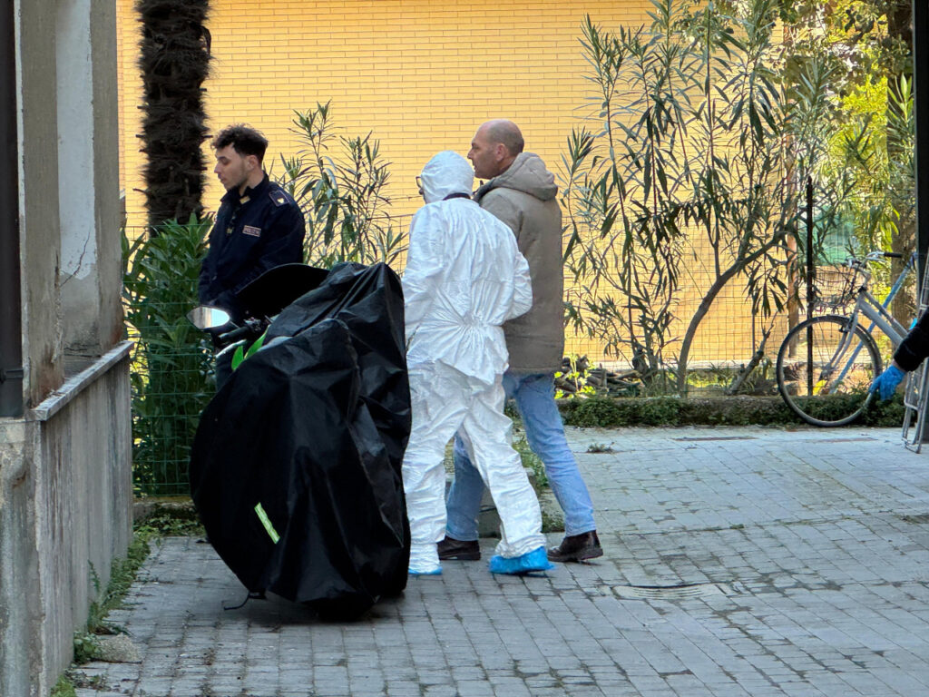 Ragazza di Porto Sant’Elpidio trovata senza vita in un b&b